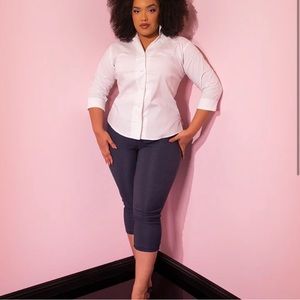 Vixen by Micheline Pitt Denim Capri Pants